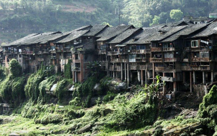 逃离无人大住宅